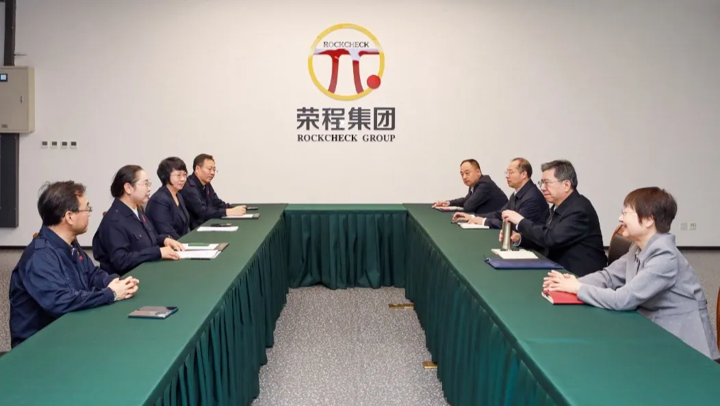 喻云林在走訪聯系人大代表時強調：更好發揮代表主體作用 為高質量發展貢獻力量